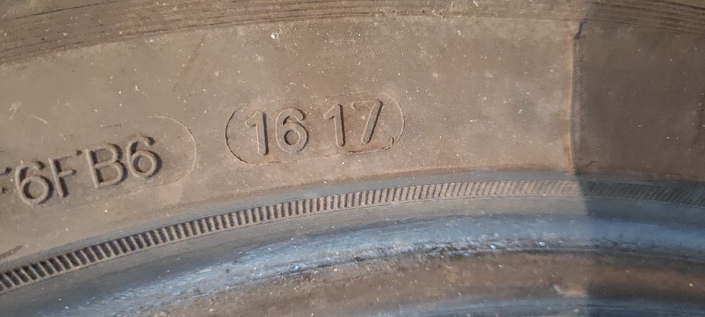 Летни гуми 215/55/18