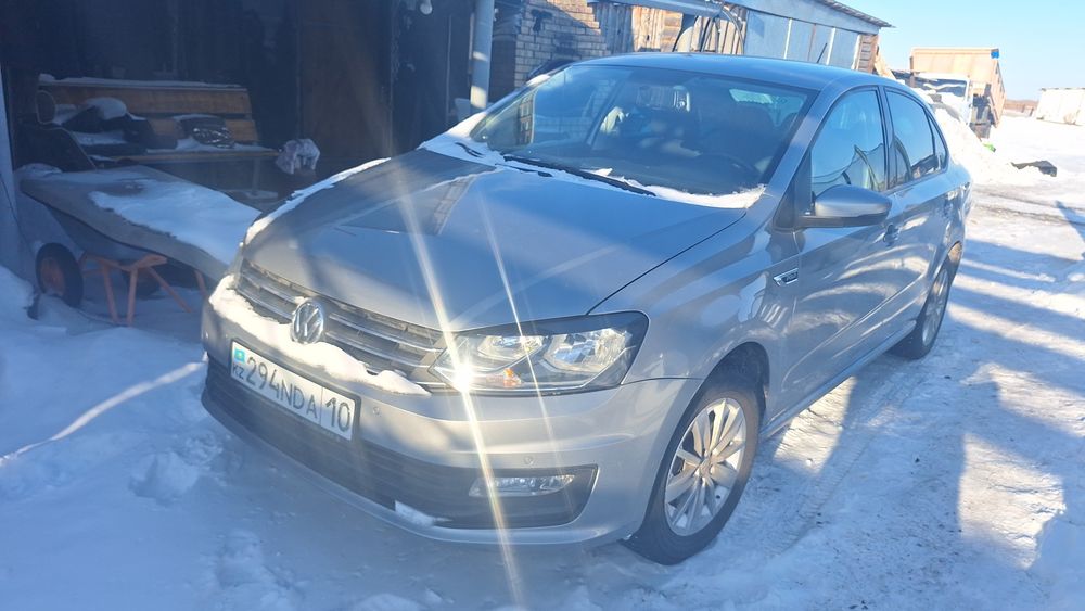 Продам поло 2020 года