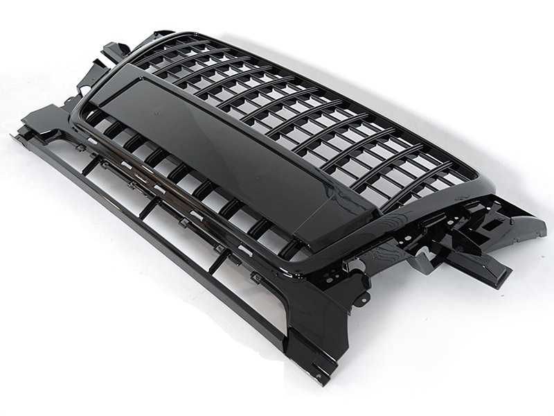 Решетка без емблема черен Гланц Audi Q5 8R Ауди 2008 - 2012