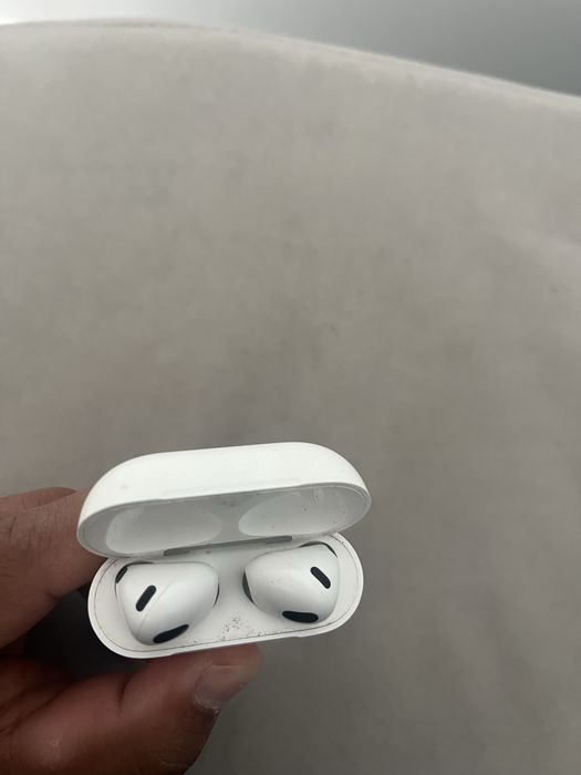 Продам air pods 3 оригинал