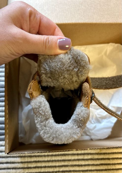 Ghete imblanite Froddo, marimea 22, NOI (in cutie)