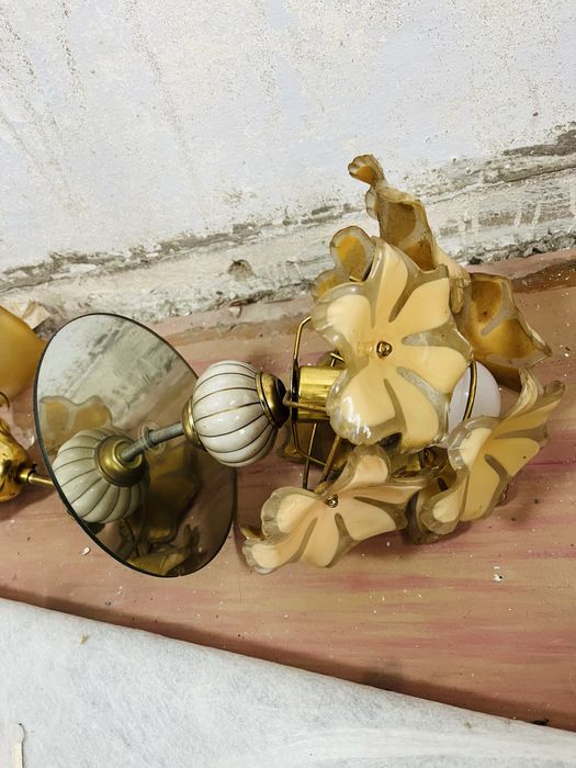 Продам люстры не дорого