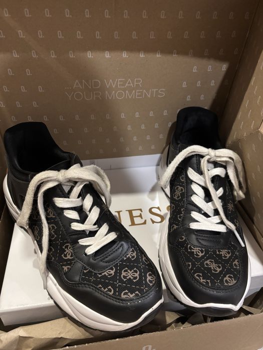 Оригинални обувки GUESS‼️‼️