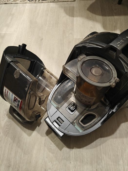 Пылесос LG 2000 W