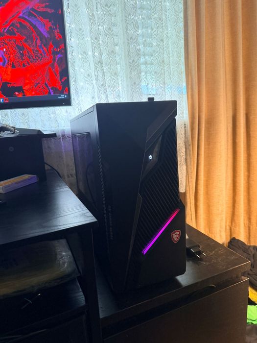 Pc de vanzare,utilizat putin