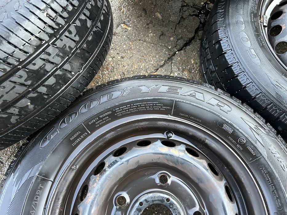 5x160 15 6,5j ET 44 оргинални за fort tranzit със летни гуми