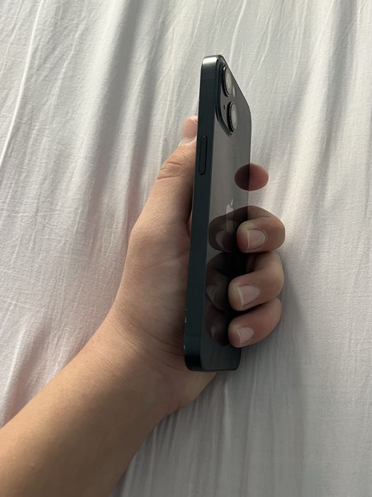 iPhone 13 без ремонта