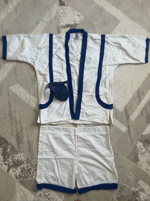 Продам кимоно для казакша курес