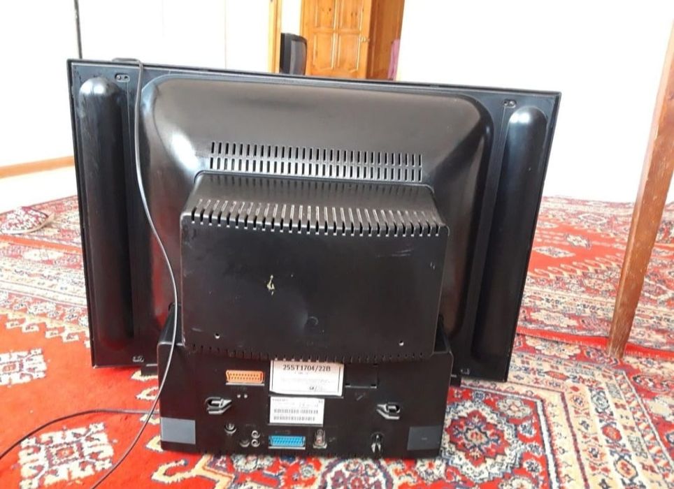 Продам телевизор