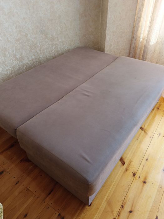 Срочно продам диван кровать б/у