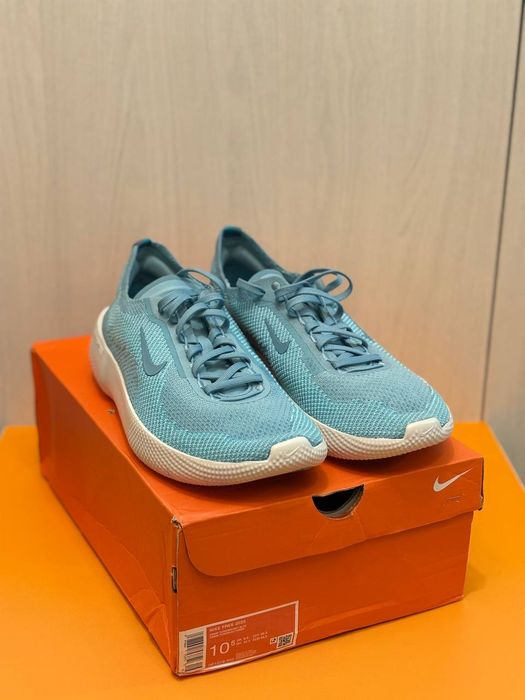 Кроссовки Nike Free 2025