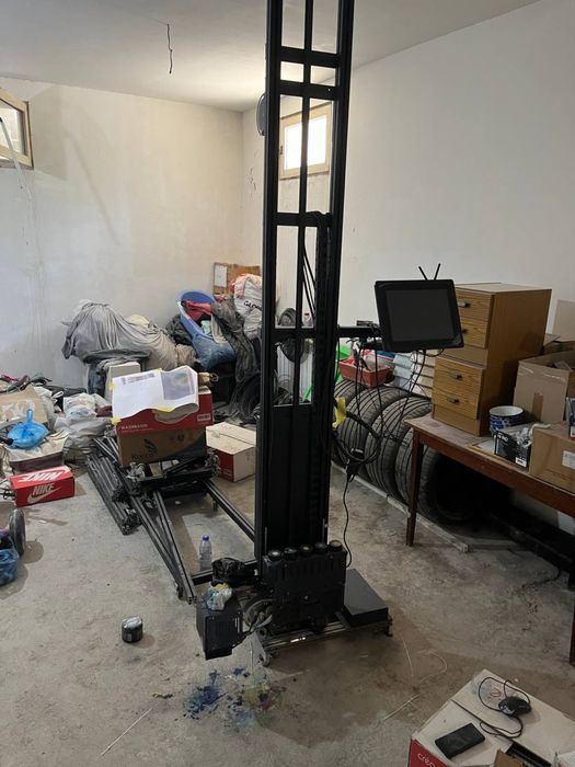 Продается 3D вертикальный принтер