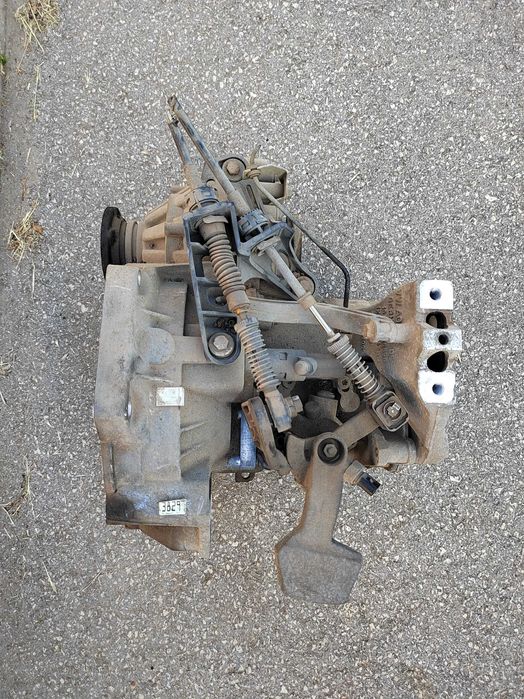 5 степенна скоростна кутия Голф 5 plus