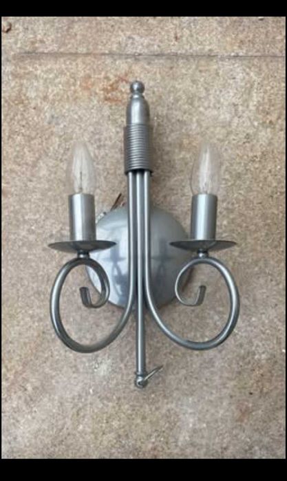 Vand lampadar si lampi de perete deosebite