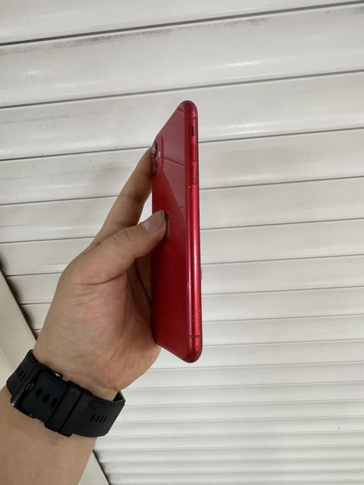 iPhone 11 64Гб в идеале