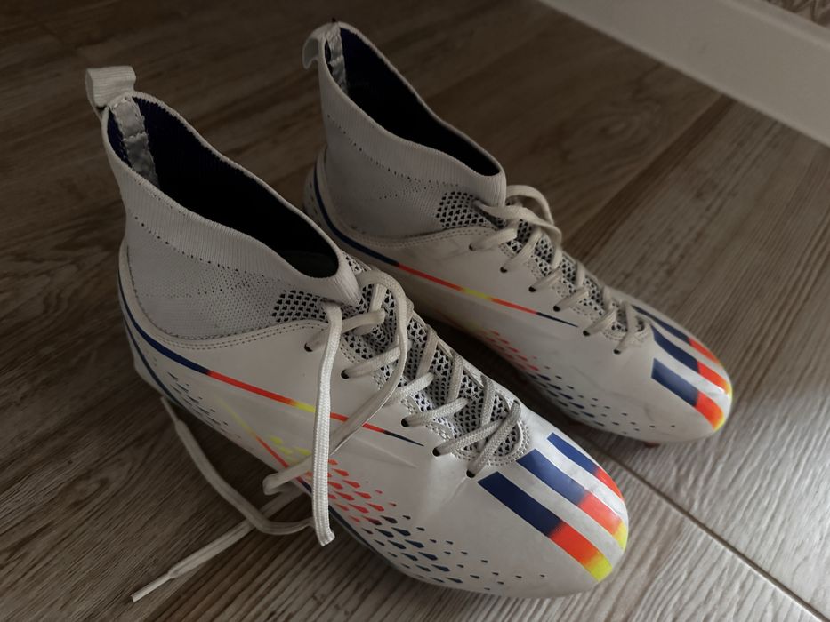 Продам бутсы 37 размера