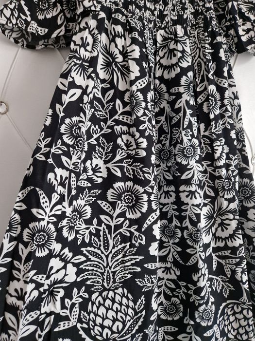 Rochie vaporoasa cu imprimeu