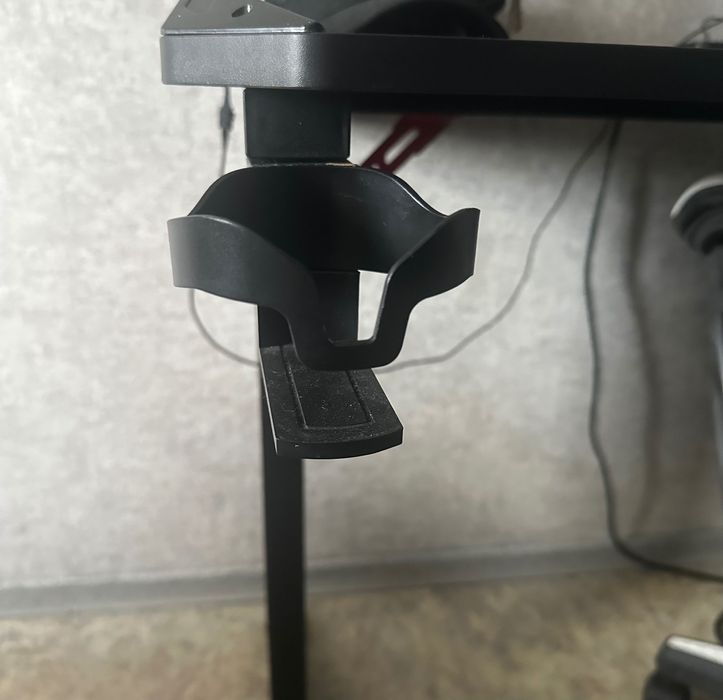 Стол с подсветкой игровой
