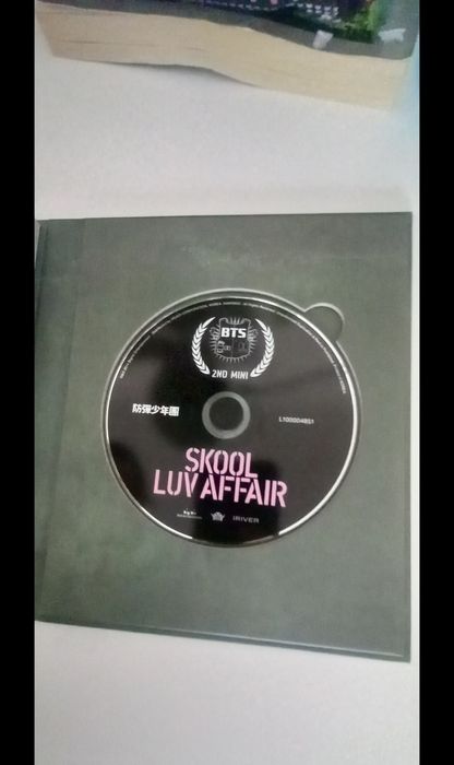 Album BTS Skool Luv Affair