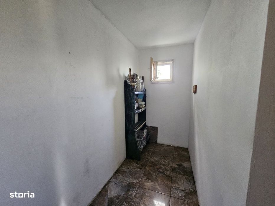 Teren intravilan cu casa renovabila | 772mp teren | Front 12m | Aiton