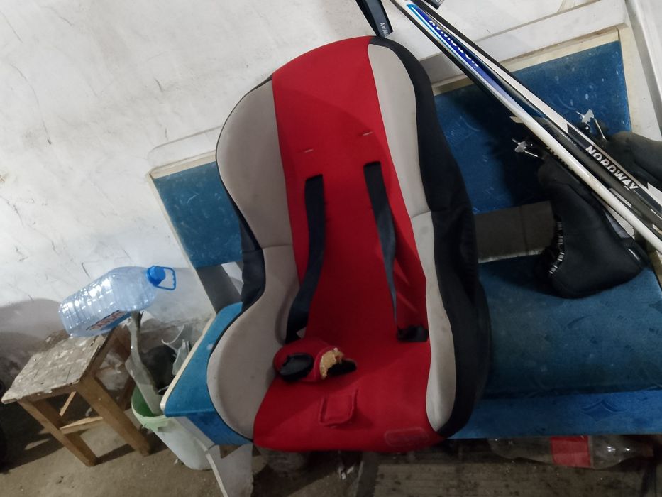 Продам автокресло