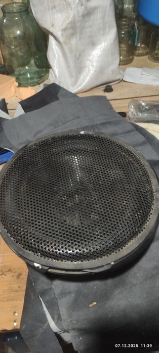 Динамик для сабвуфера