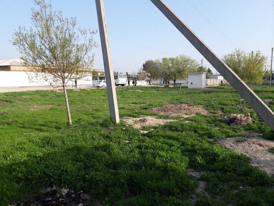 4 sotix yer sotiladi (noturar)