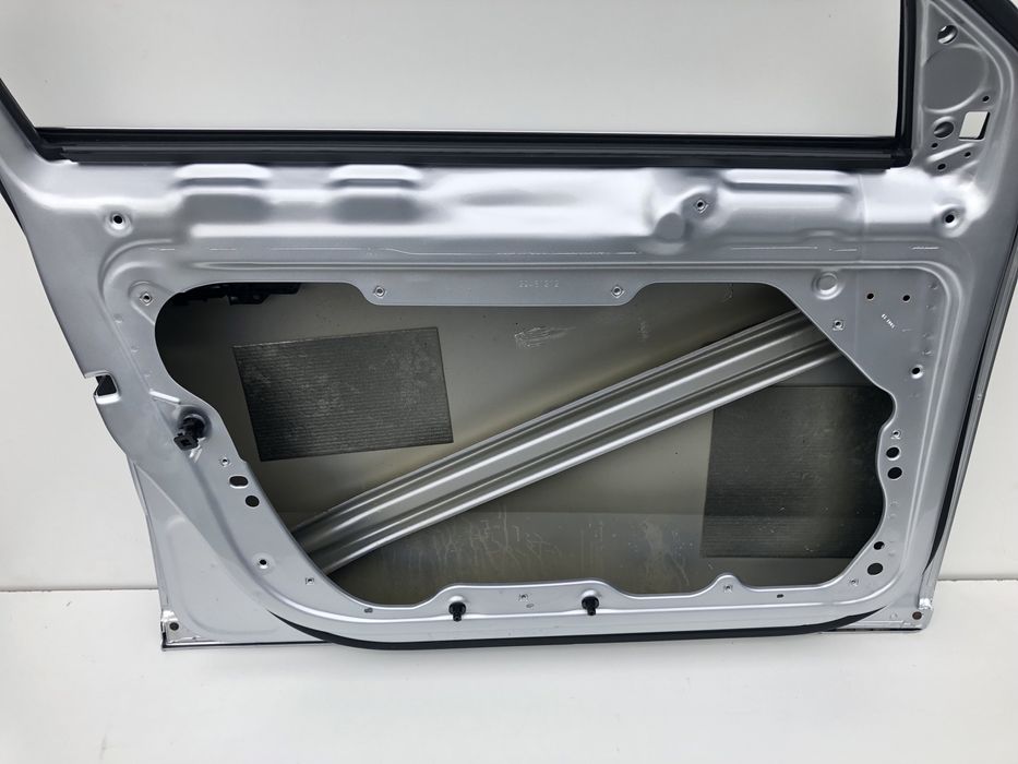 Usa st fata ve Passat B7 cod culoare LA7W 2011-2015