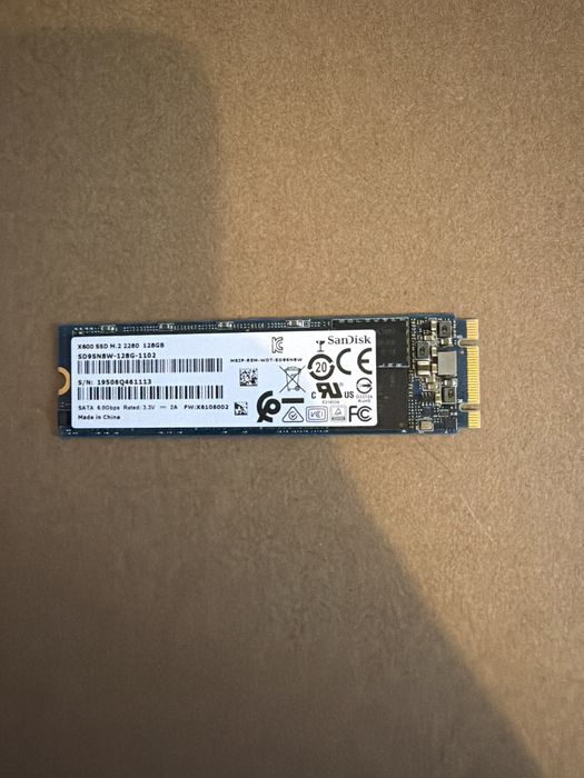 SSD sata m2 128gb sandisk netestat