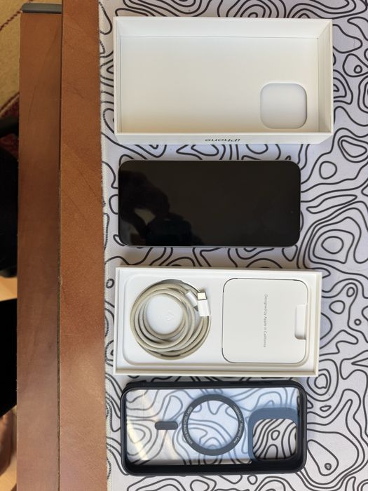 iPhone 15 Pro Max (256GB) – Natural Titanium