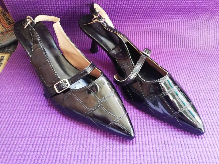 Модельные туфли на выпускной