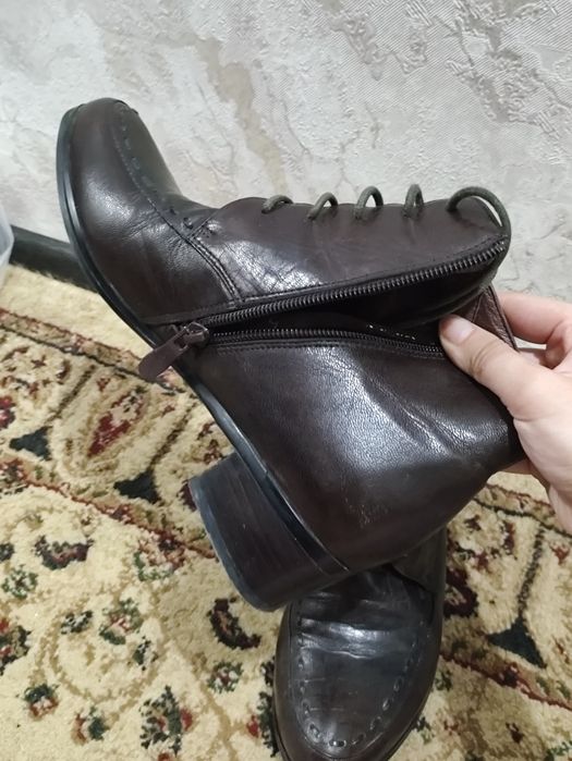кожаные казачки женские