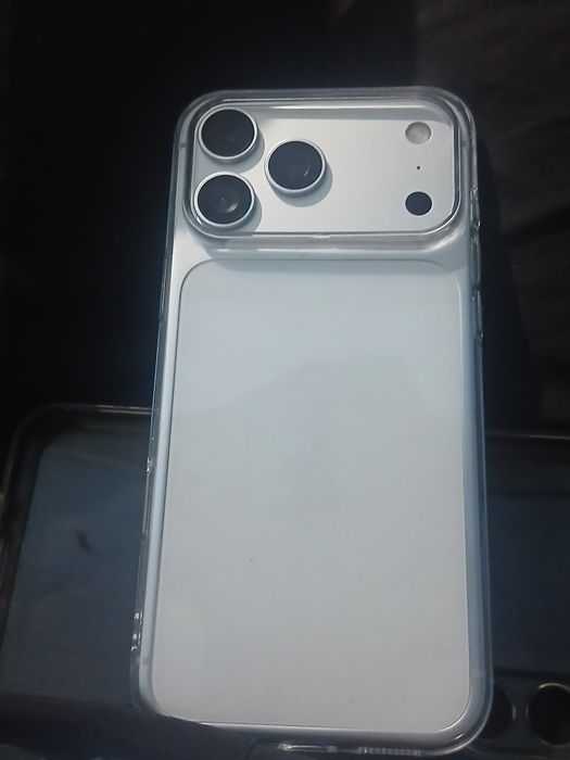 Iphone 17 pro max 2 terobayt dubai