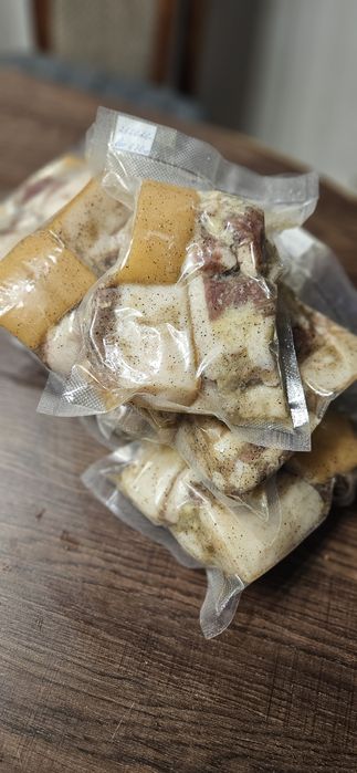 Сало солёное с прослойкой мяса