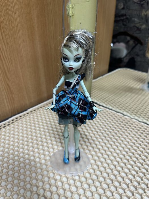 Продам куклу монстр хай!