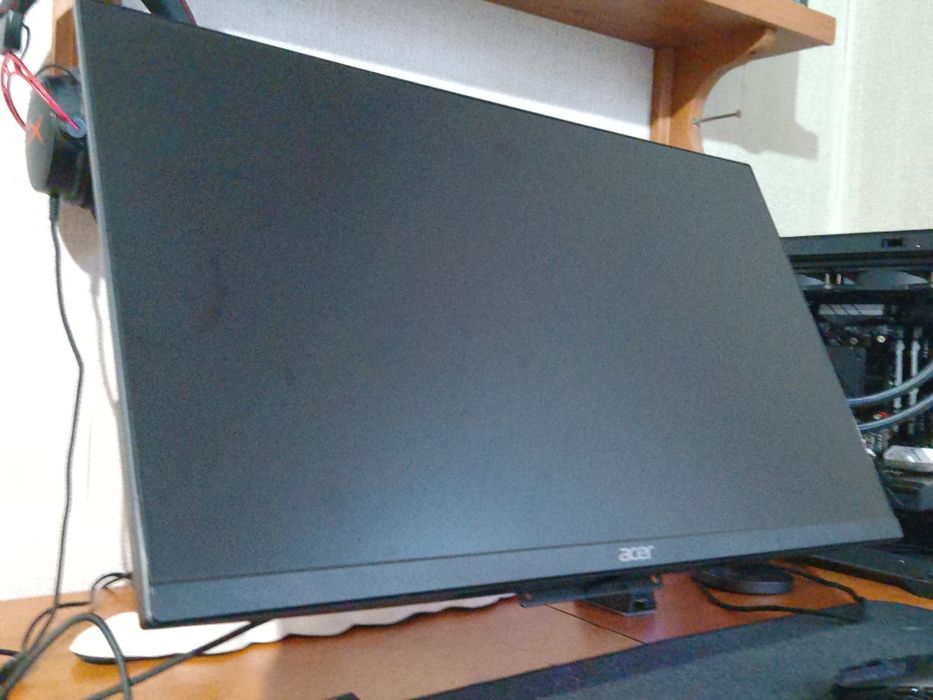 продам монитор acer rg241y