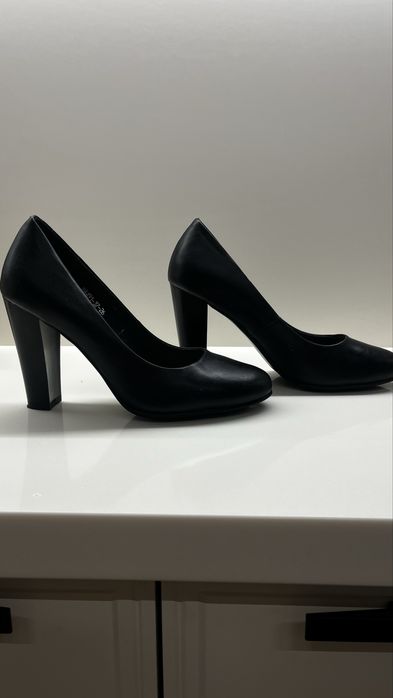 Туфли черные