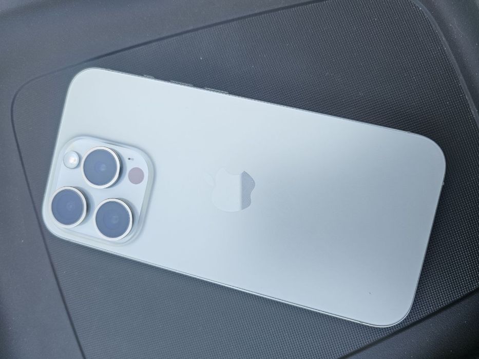 Iphone 15 pro 2 sim 80% ёмкость