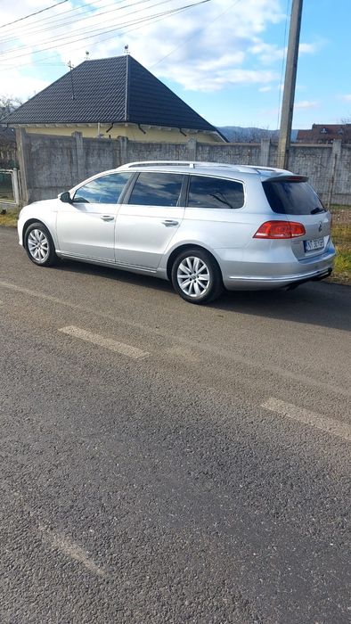 Vw passat  b7 2011.  2.0 Tdi 140 cp 6+1  viteze