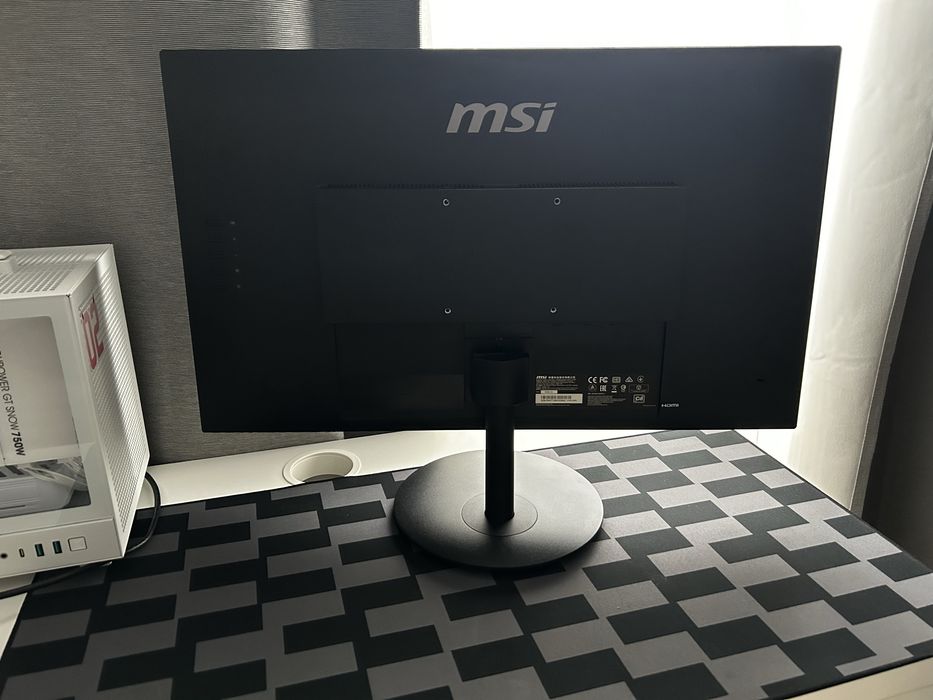Монитор MSI 27 FHD IPS