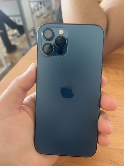 iPhone 12 Pro  128Gb идеал 10/10