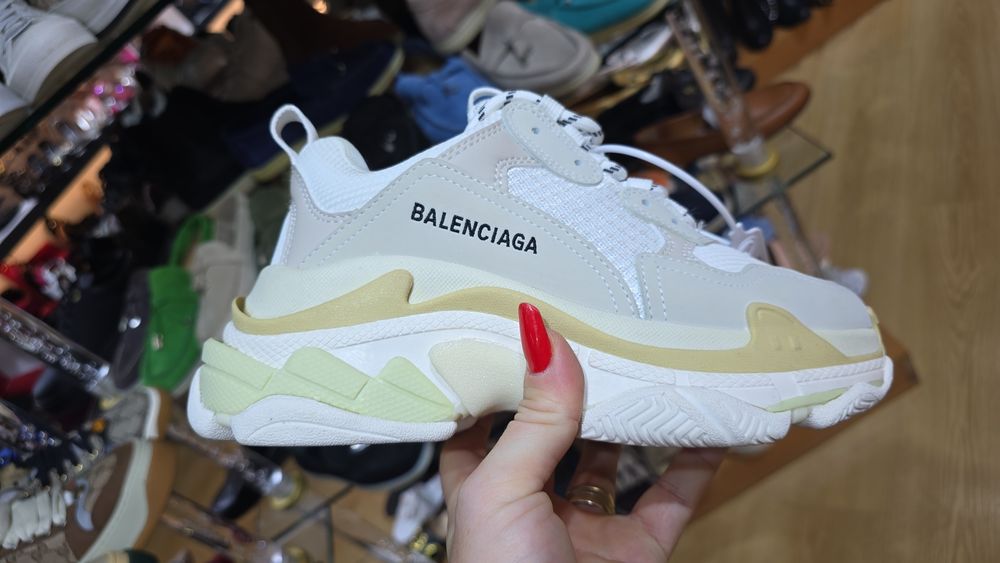 Snekers Balenciaga triple s