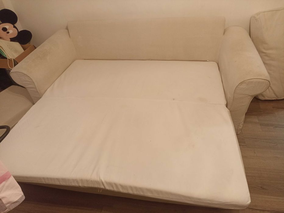 Canapea extensibilă