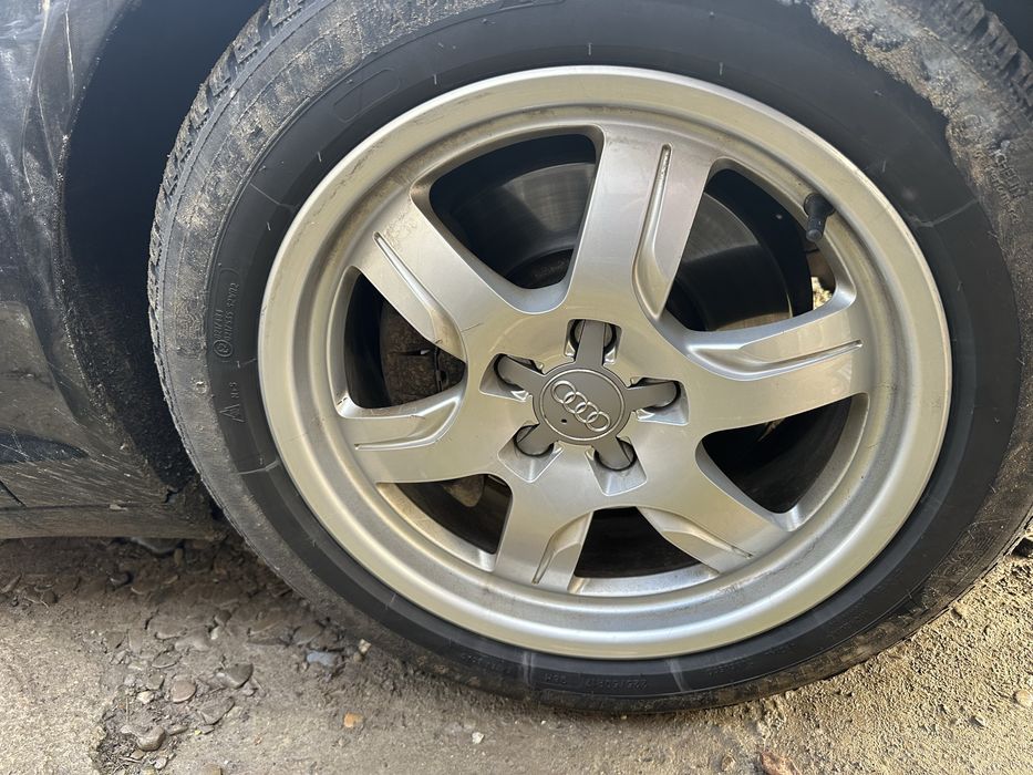 Jante Audi R17.