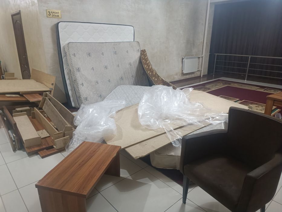 Кому понадобится можете забрать