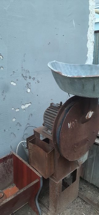 Продам дробилку на 380в