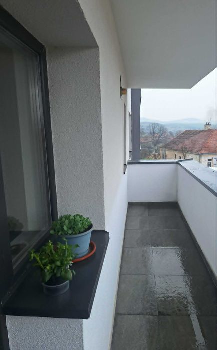 PF Vand Apartament cu 3 Camere