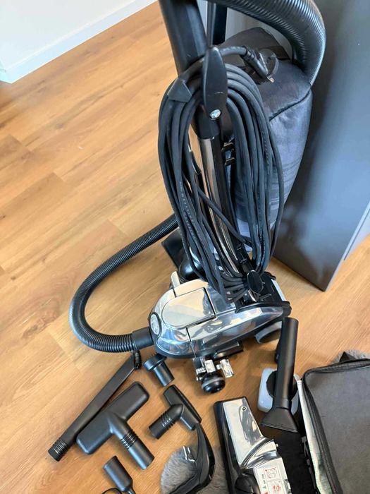 Професионална прахосмукачка