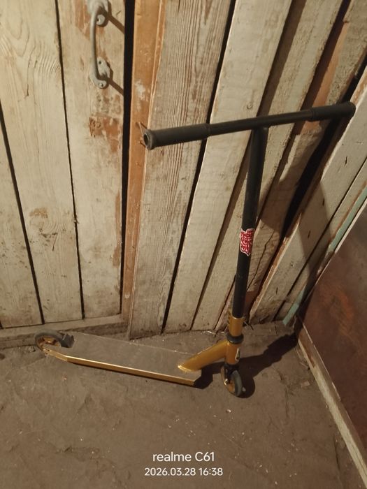 Трюковой самокат