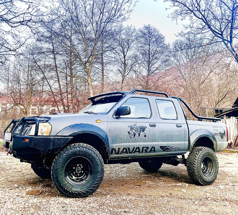 Nissan Navara D22 2009 ( nu hilux , l200 , ranger )